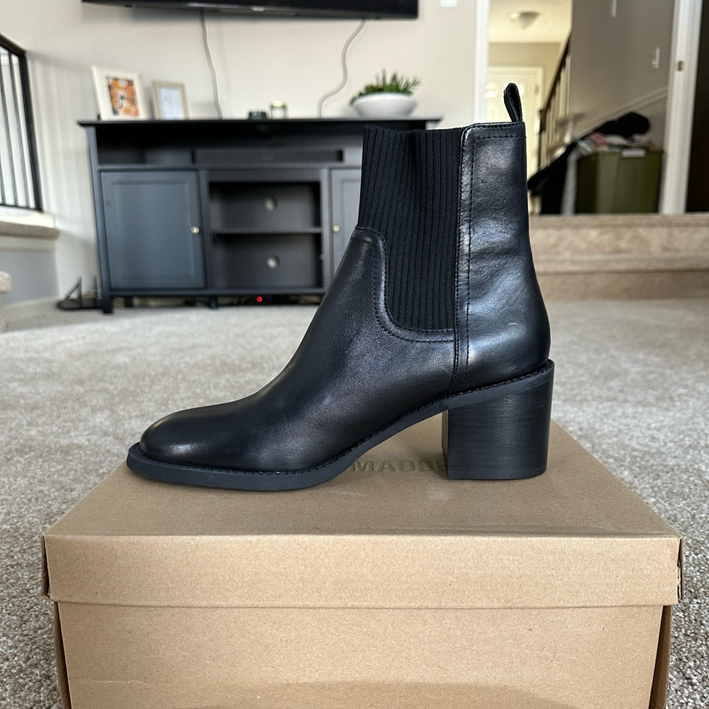 Steve Madden Boots